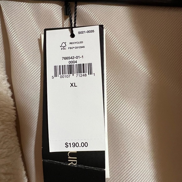 NWT Banana Republic Vintage Faux fur Jacket in Transition Cream - Picture 8 of 10